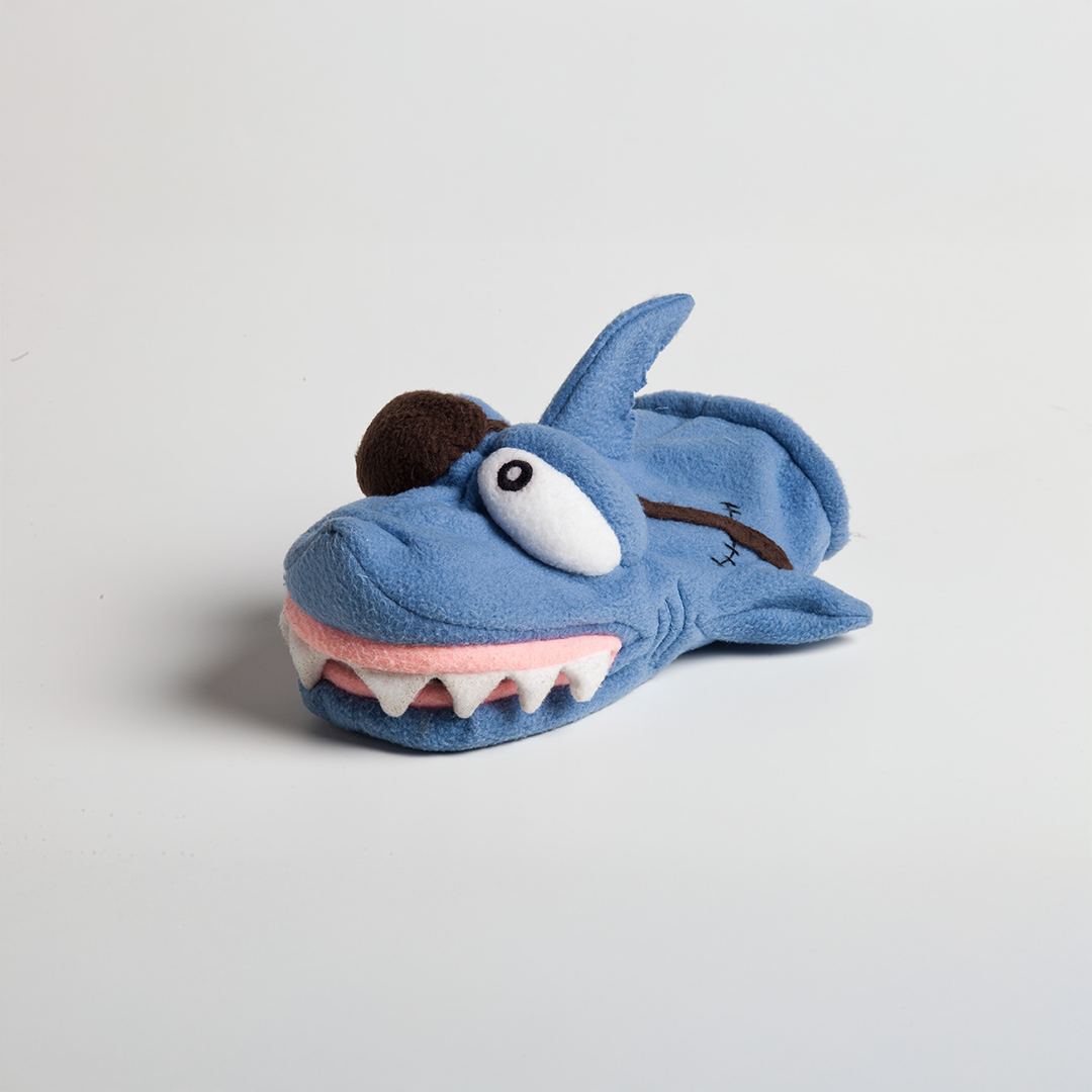 chewy chums neverbite pirate shark plush dog toy puppet with silicon inside